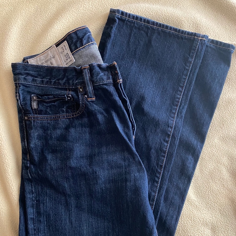 Abercrombie and Fitch Men’s Straight Leg Jeans